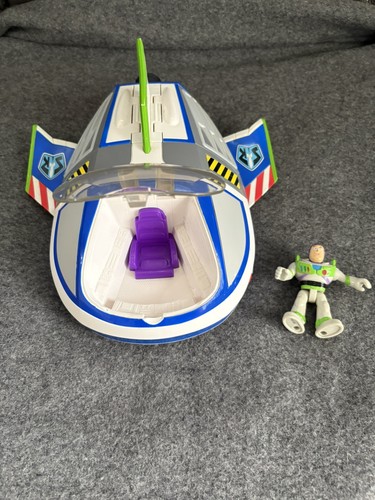 Disney pixar 2009 buzz - pixar,