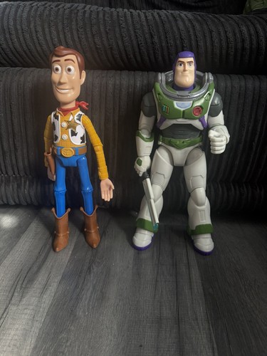 Buzz lightyear and woody - lightyear,